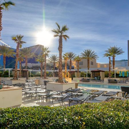 The Fantasy Suite Mgm Signature Pool View Λας Βέγκας Εξωτερικό φωτογραφία