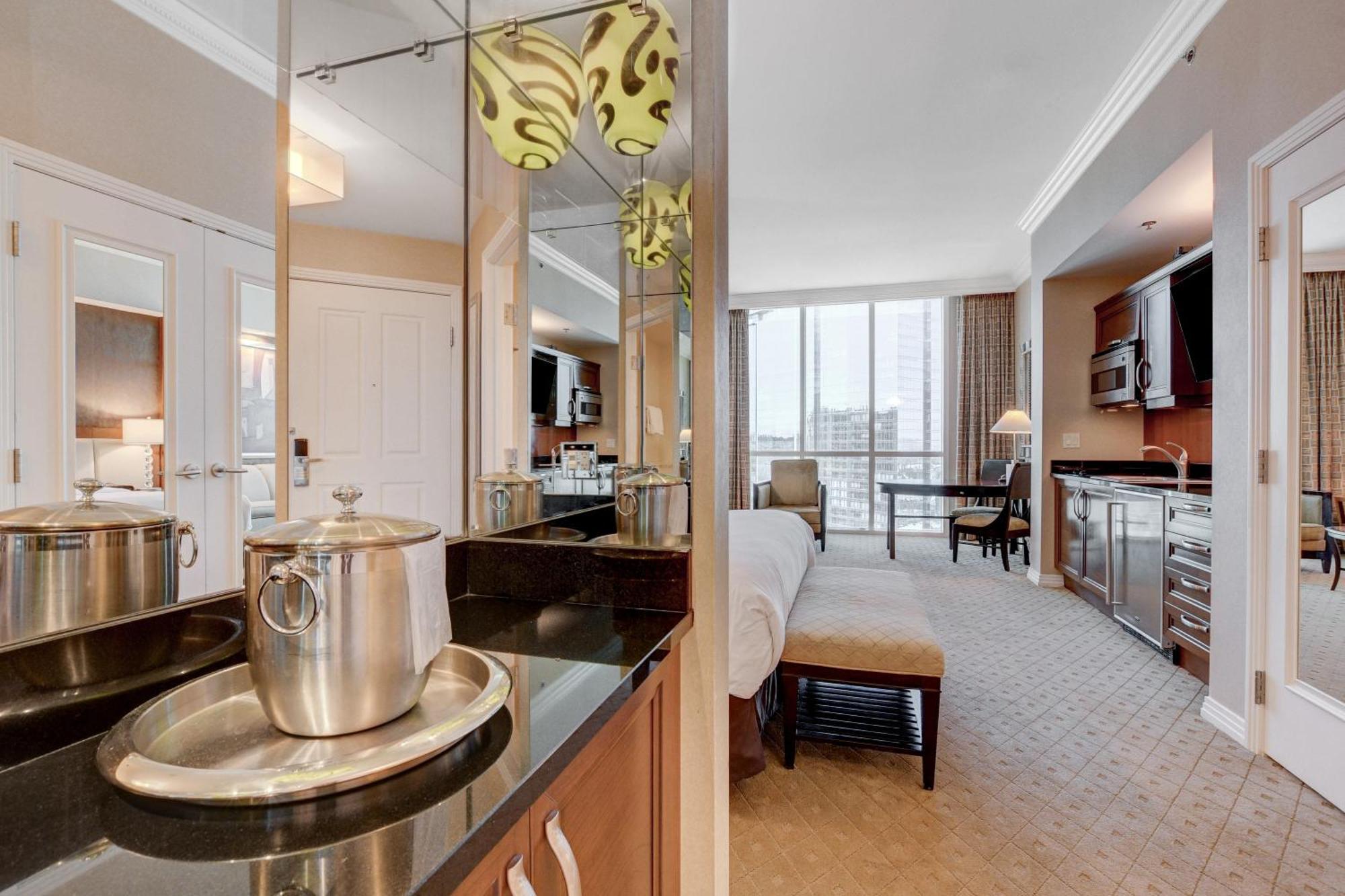 The Fantasy Suite Mgm Signature Pool View Λας Βέγκας Εξωτερικό φωτογραφία